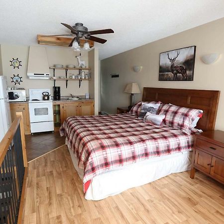 Hilton Beach Inn & Spa Thessalon Exterior photo